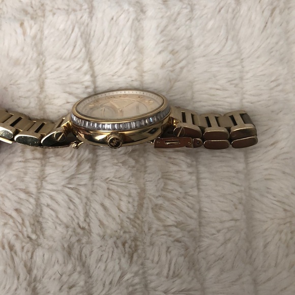 Michael kors watch - Picture 2 of 4